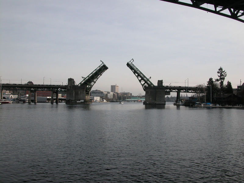 Photograph of University Bridge