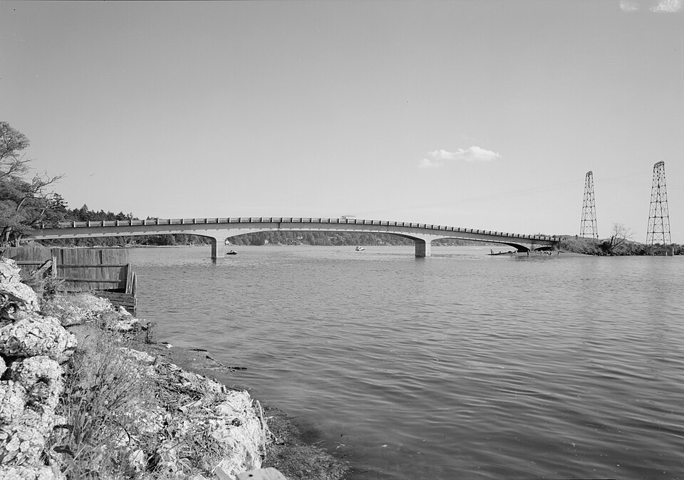 Photograph of Purdy Bridge