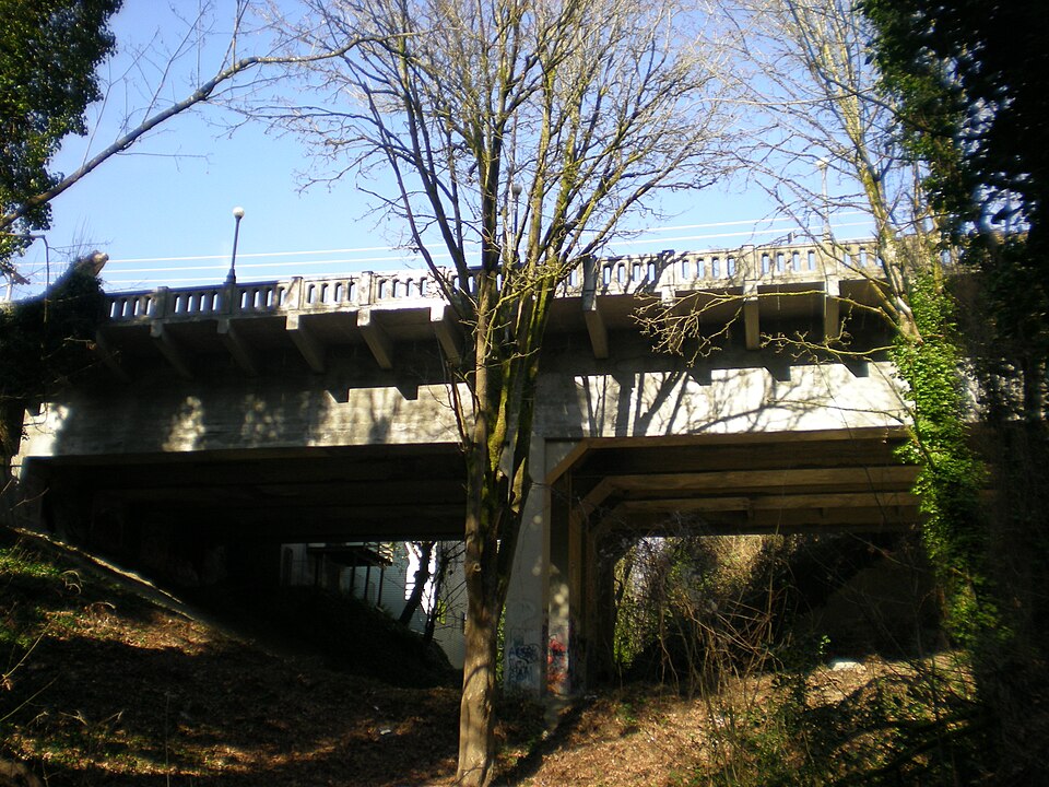 Photograph of North 21st Street Bridge
