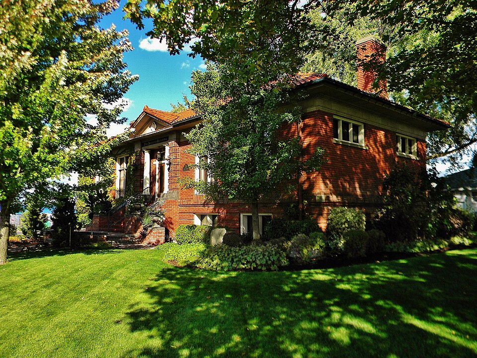 Photograph of Spokane Public Library - East Side Branch