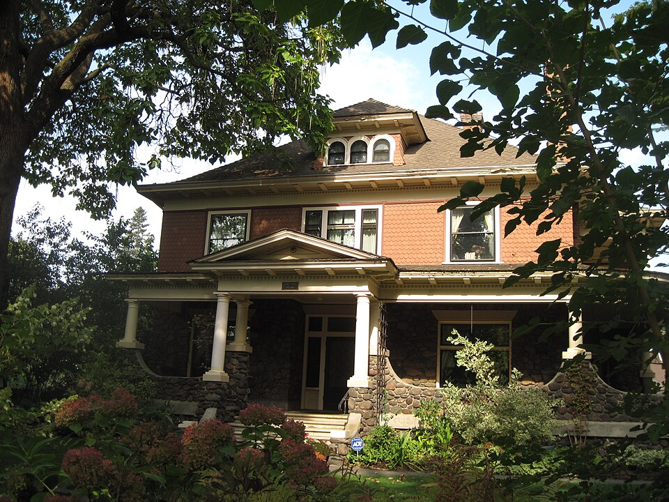 Photograph of George Ludwigs House
