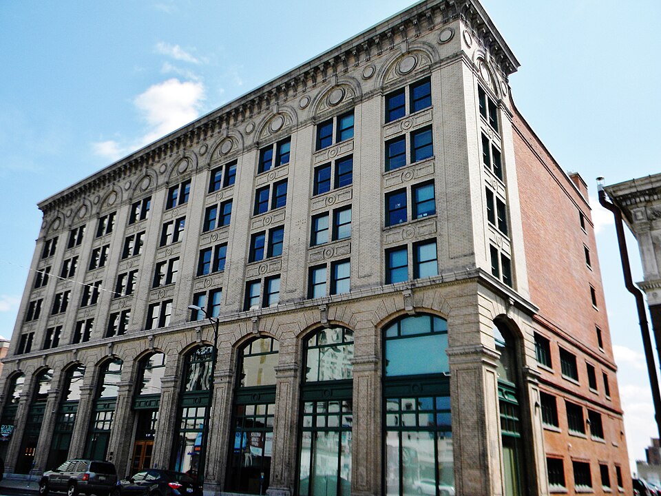 Photograph of Holley-Mason Building