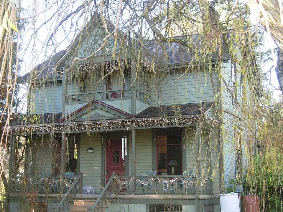 Photograph of Lake-Little House