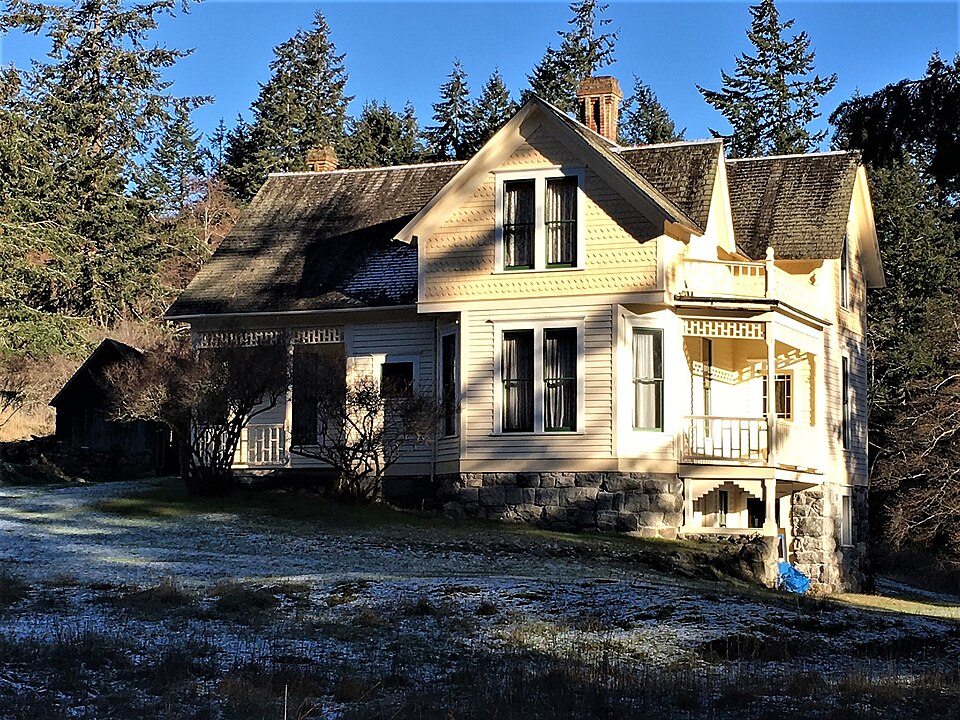 Photograph of Alderbrook Farmhouse