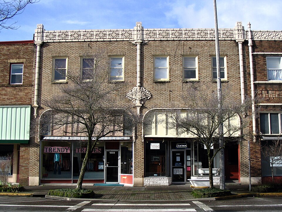 Photograph of Schumann Building