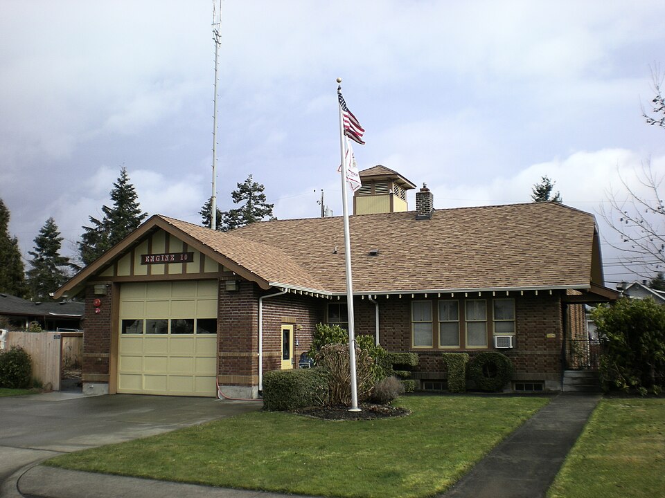 Photograph of Fire Station No. 10