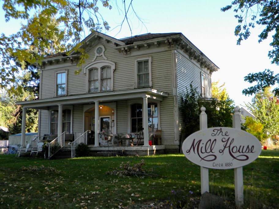 Photograph of Mill House