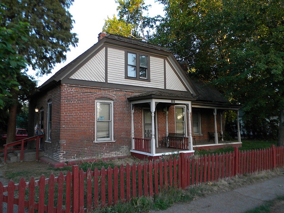Photograph of James Knuppenburg House