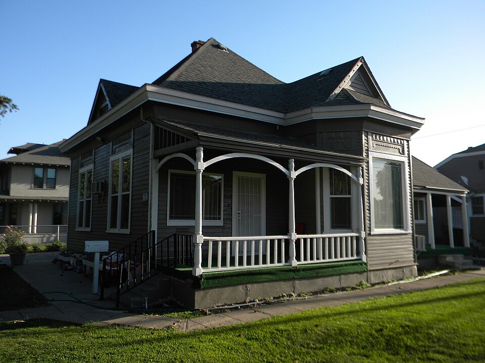 Photograph of Francis Mineau House
