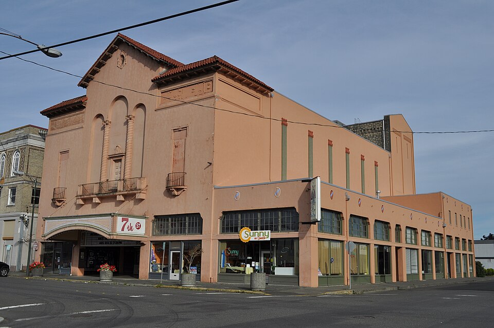 Photograph of 7th Street Theatre