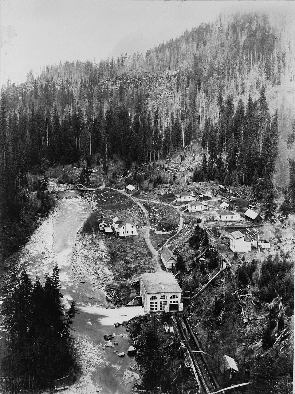 Photograph of Nooksack Falls Hydroelectric Power Plant