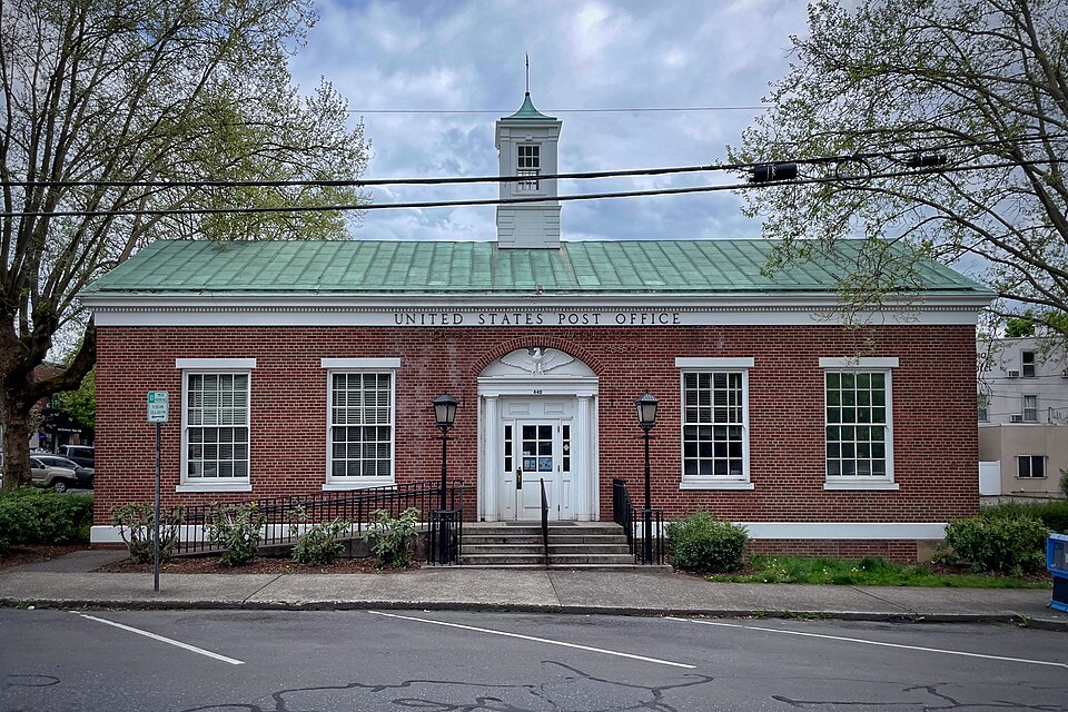 Photograph of US Post Office-Camas Main