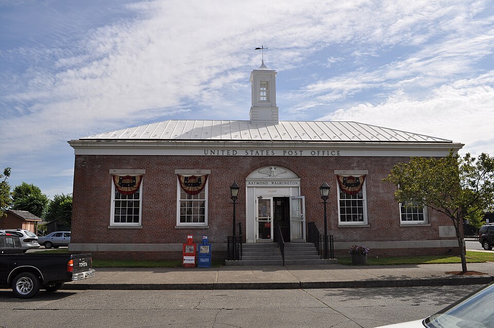 Photograph of U.S. Post Office - Raymond Main