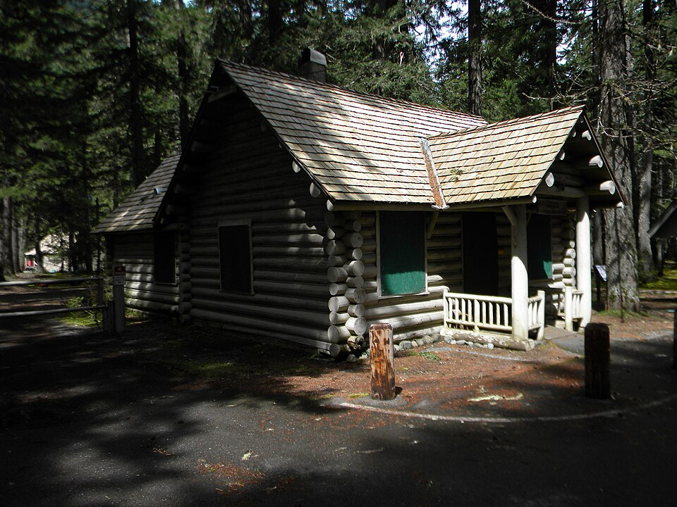 Photograph of Silver Creek Ranger Station