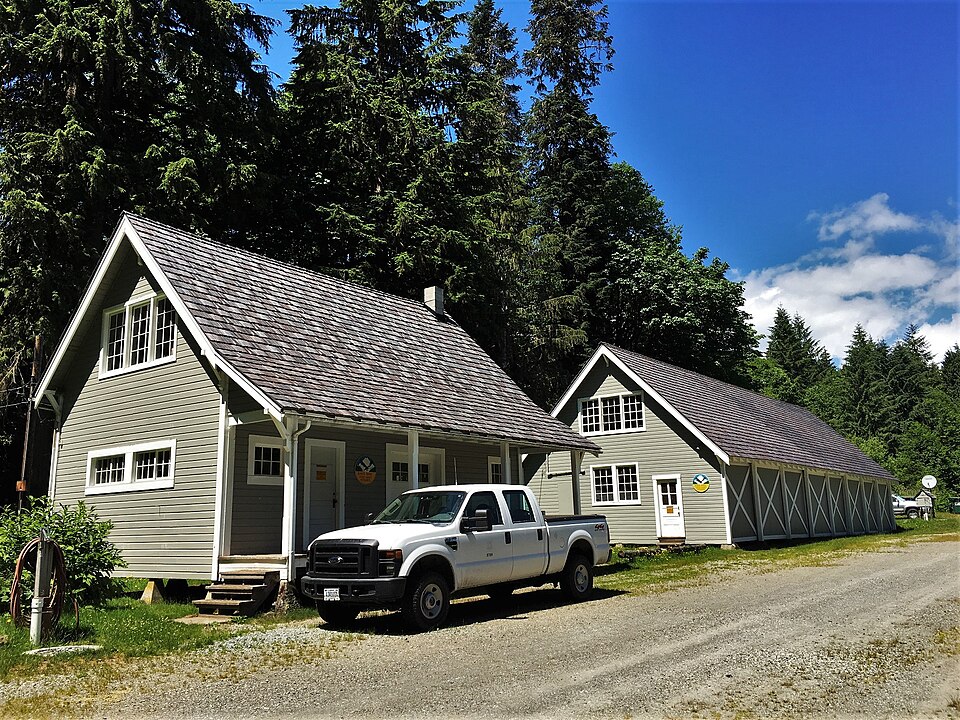 Photograph of Koma Kulshan Ranger Station