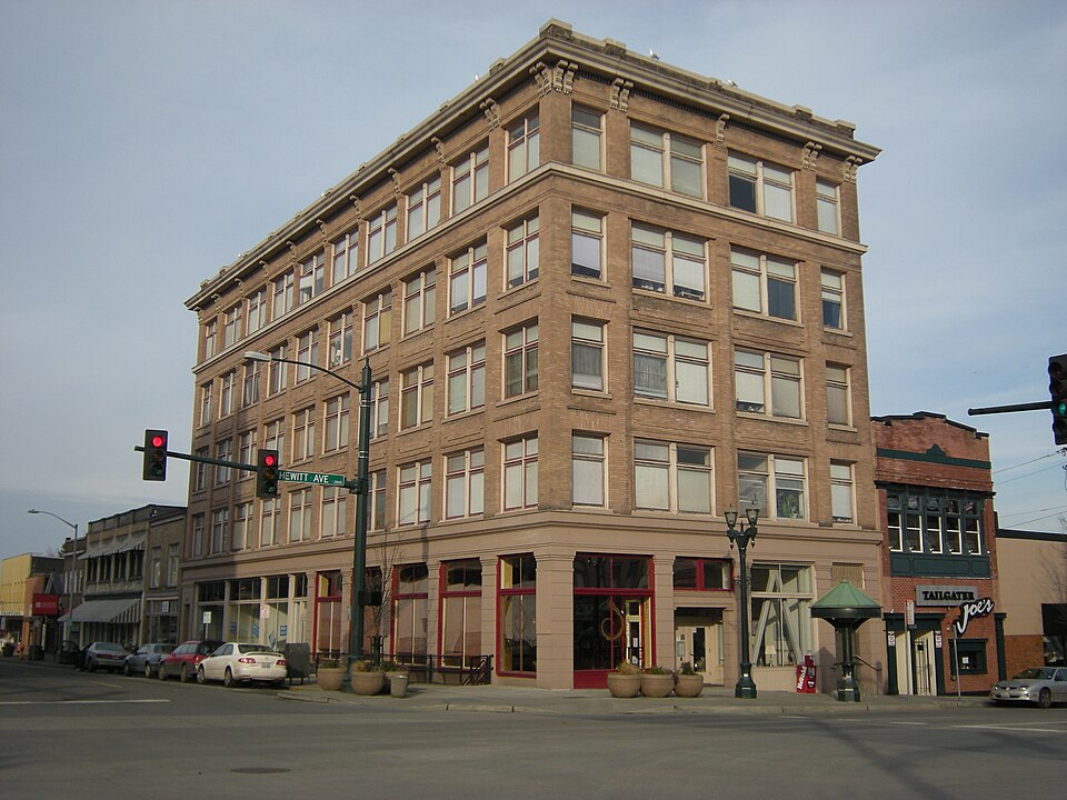 Photograph of Commerce Building