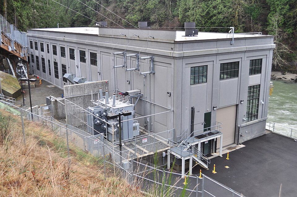 Photograph of Snoqualmie Falls Hydroelectric Plant