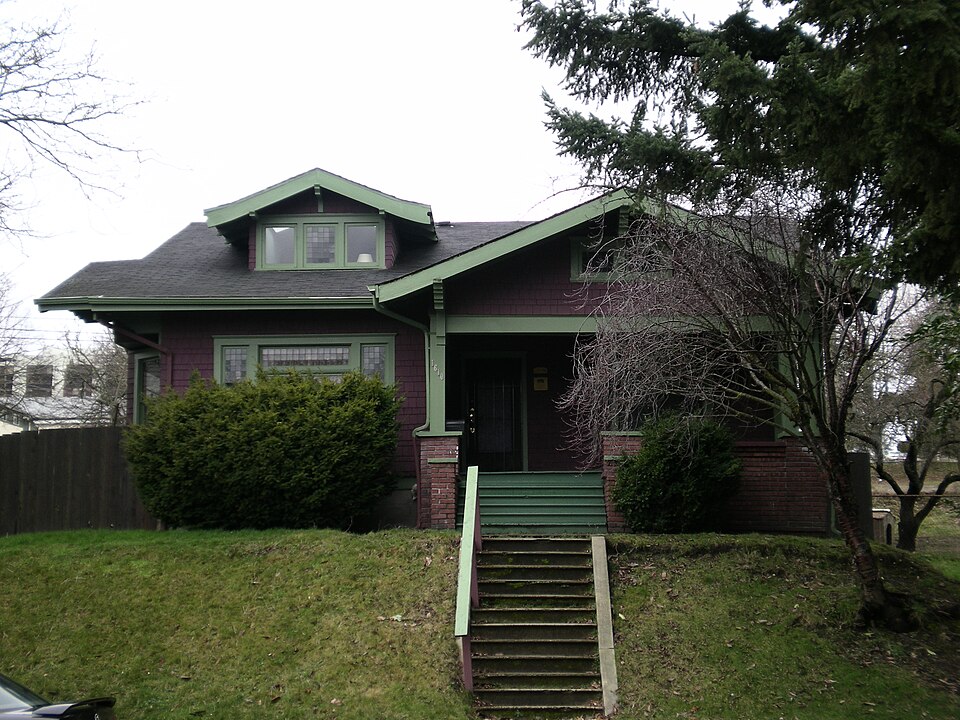 Photograph of House at 1610 South G Street