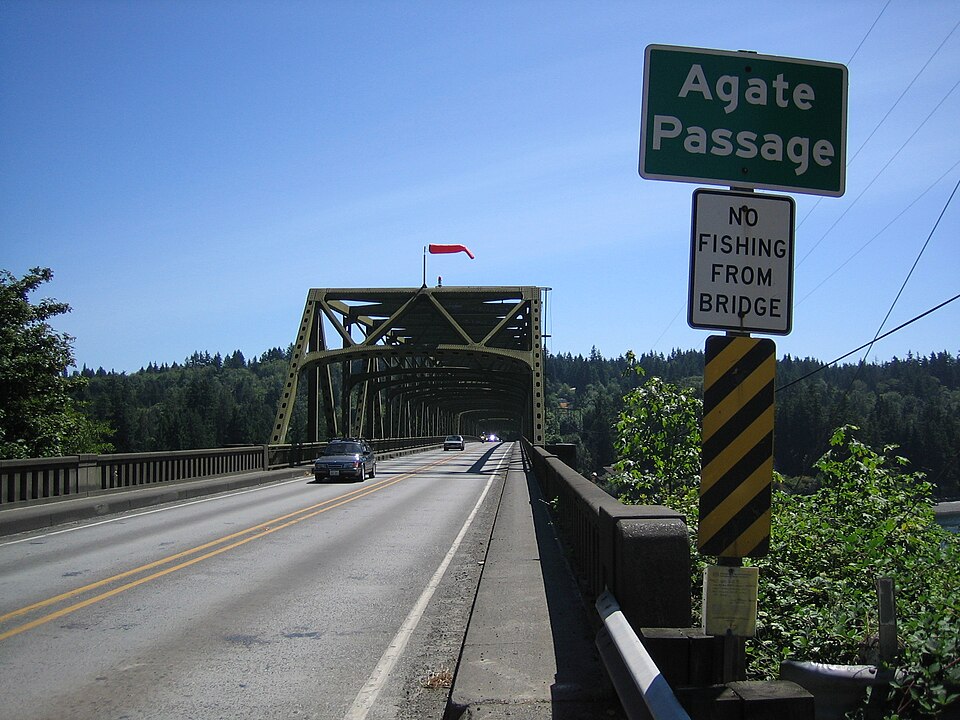 Photograph of Agate Pass Bridge