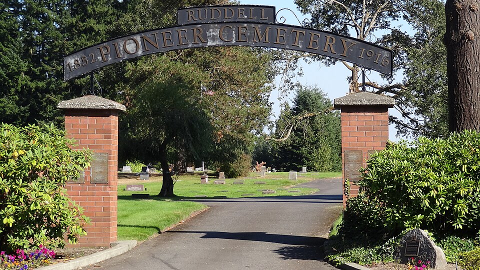 Photograph of Ruddell Pioneer Cemetery