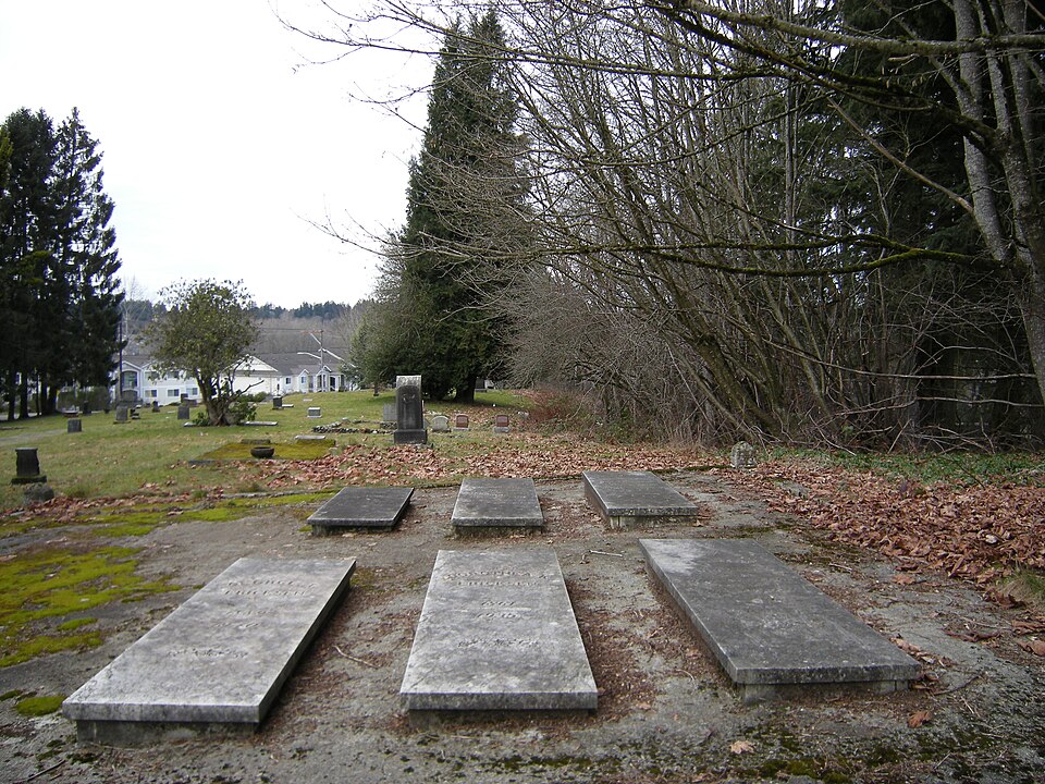 Photograph of Bothell Pioneer Cemetery