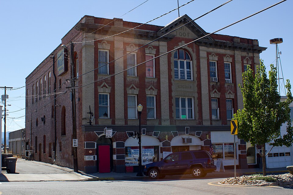 Photograph of Colville Opera House and Odd Fellows Hall