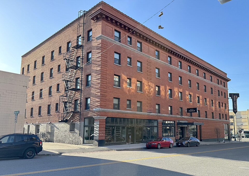 Photograph of Otis Hotel