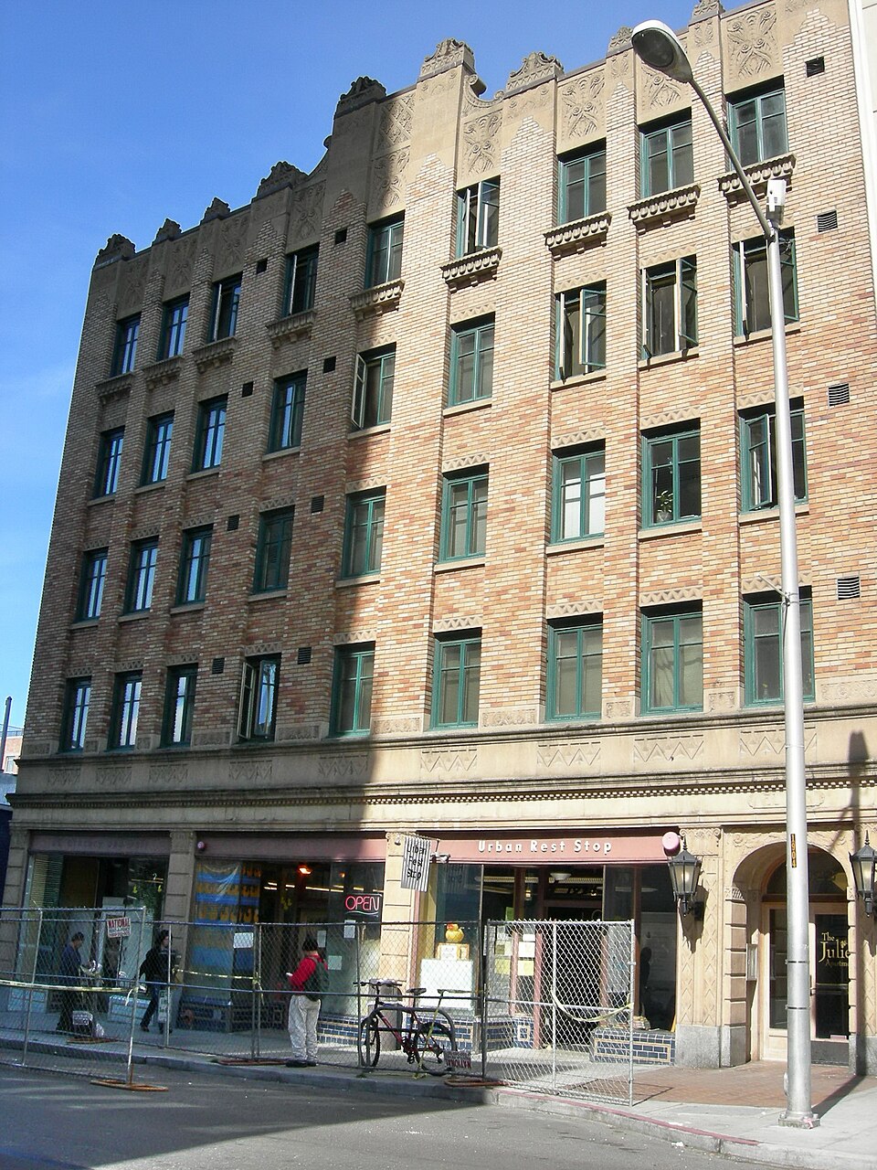 Photograph of El Rio Apartment Hotel