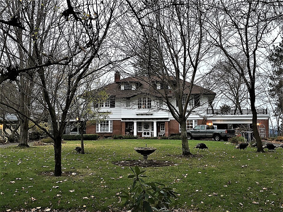 Photograph of Knight House