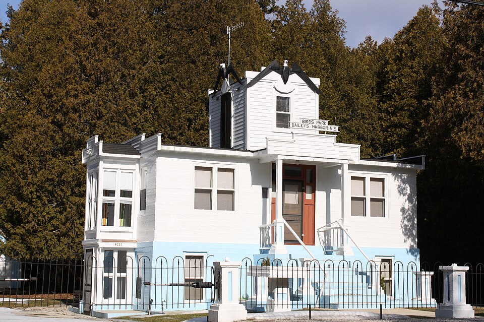 Photograph of Albert Zahn House