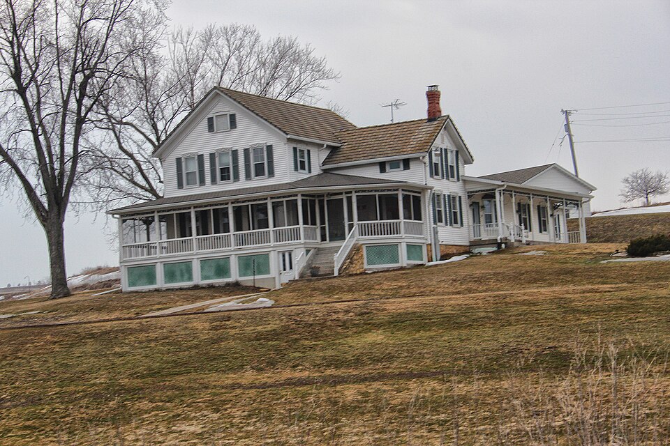Photograph of Hefty-Blum Farmstead