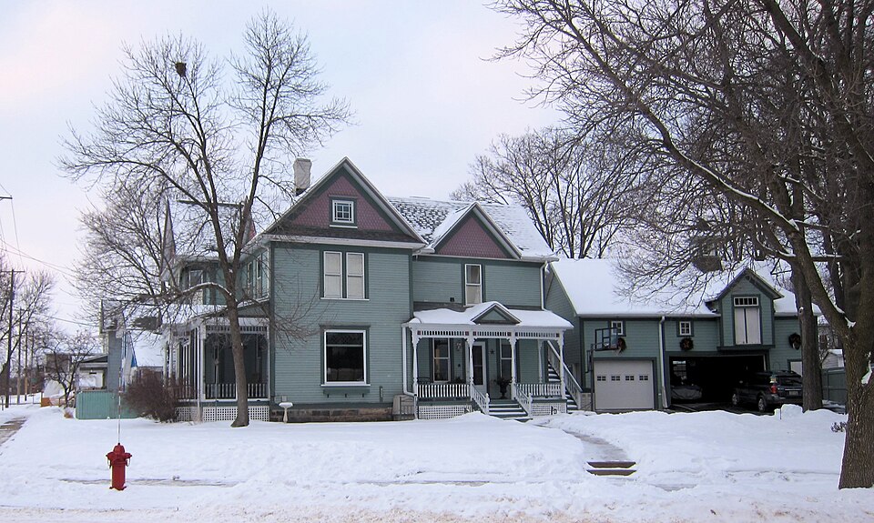 Photograph of Gilbert Gikling House