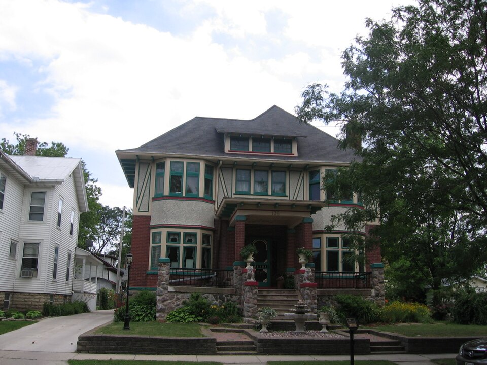 Photograph of George and Mary Agnes Dana House