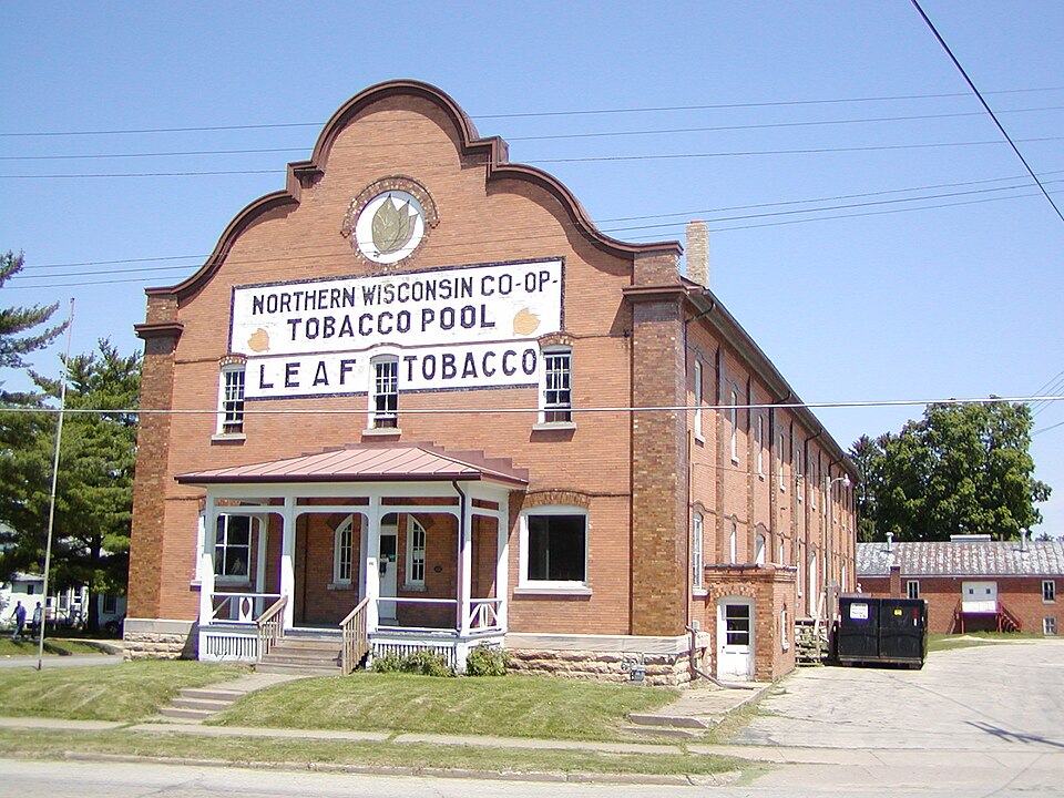 Photograph of Northern Wisconsin Co-op Tobacco Pool Warehouse
