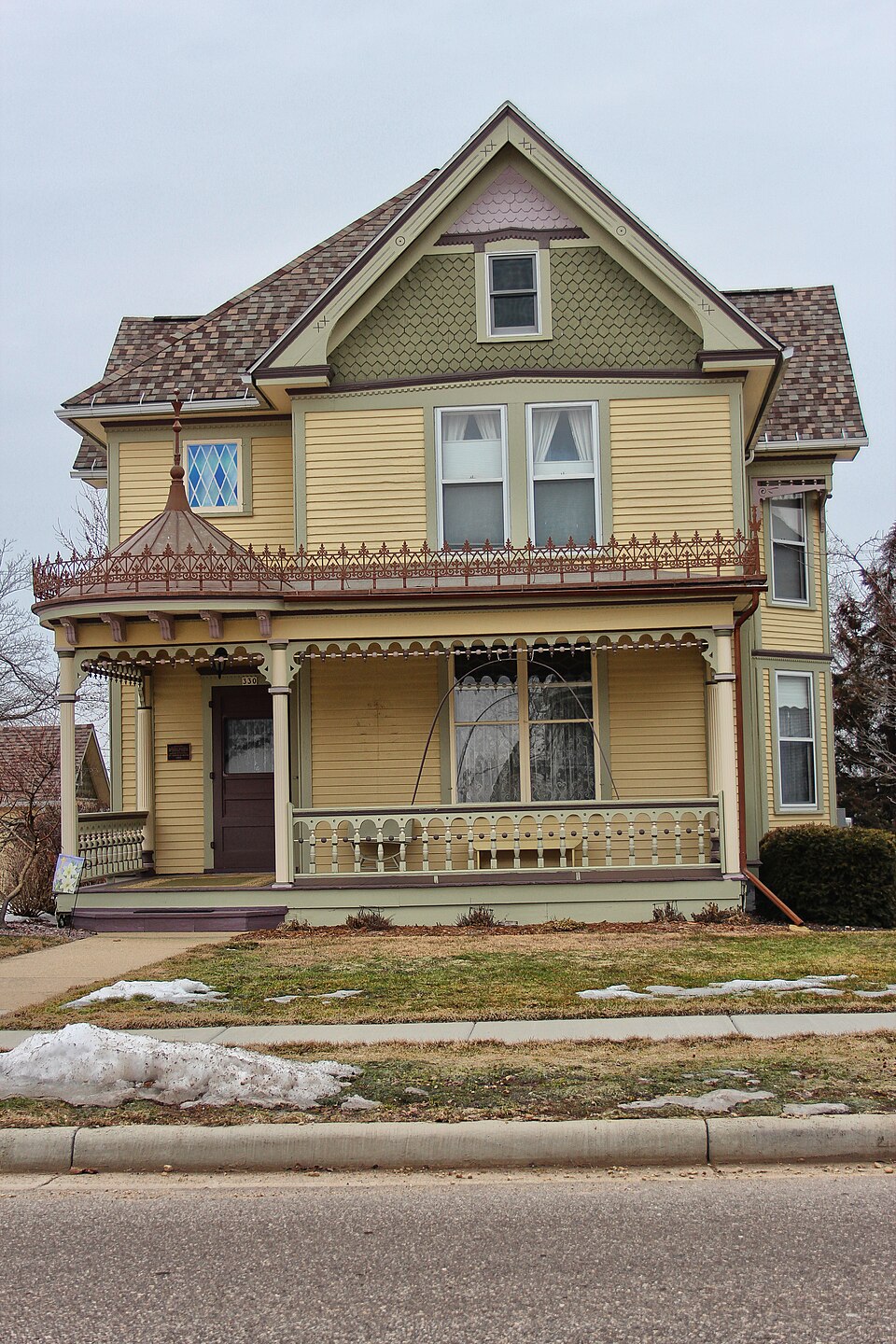Photograph of John C. and Barbara Steinman House