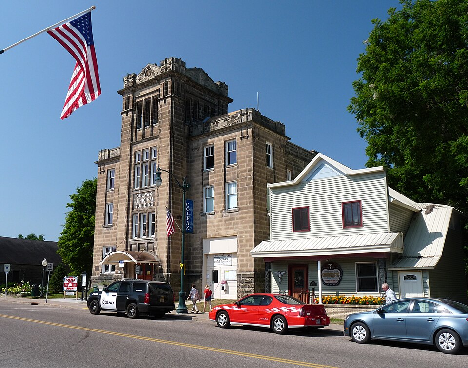 Photograph of Colfax Municipal Building