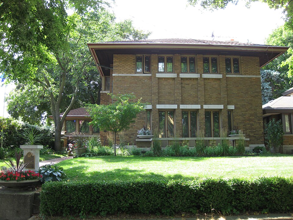 Photograph of Frank and Jane Isermann House