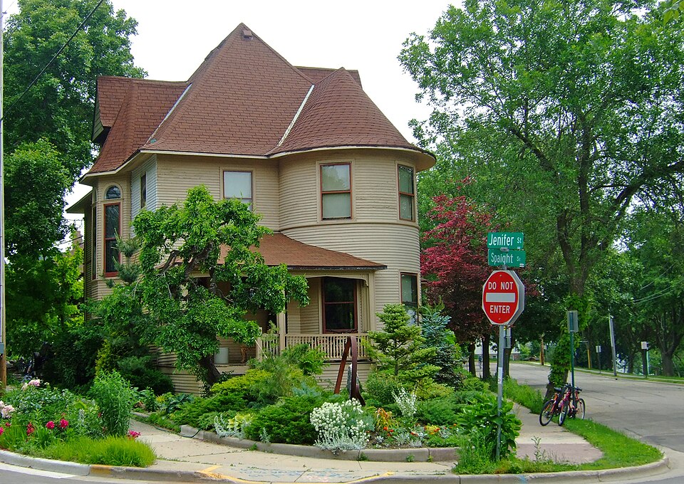 Photograph of Jenifer-Spaight Historic District