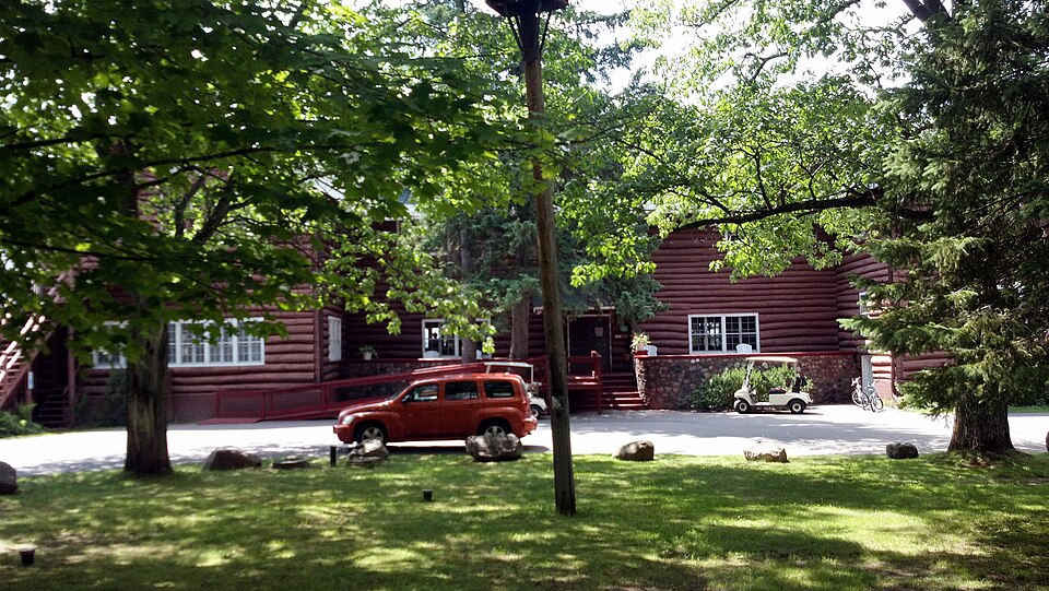 Photograph of Big Sand Lake Club