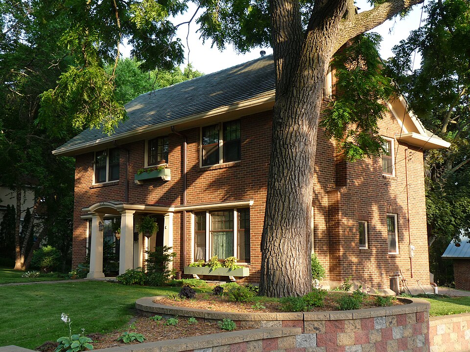 Photograph of Forrest D. and Marian Calway House