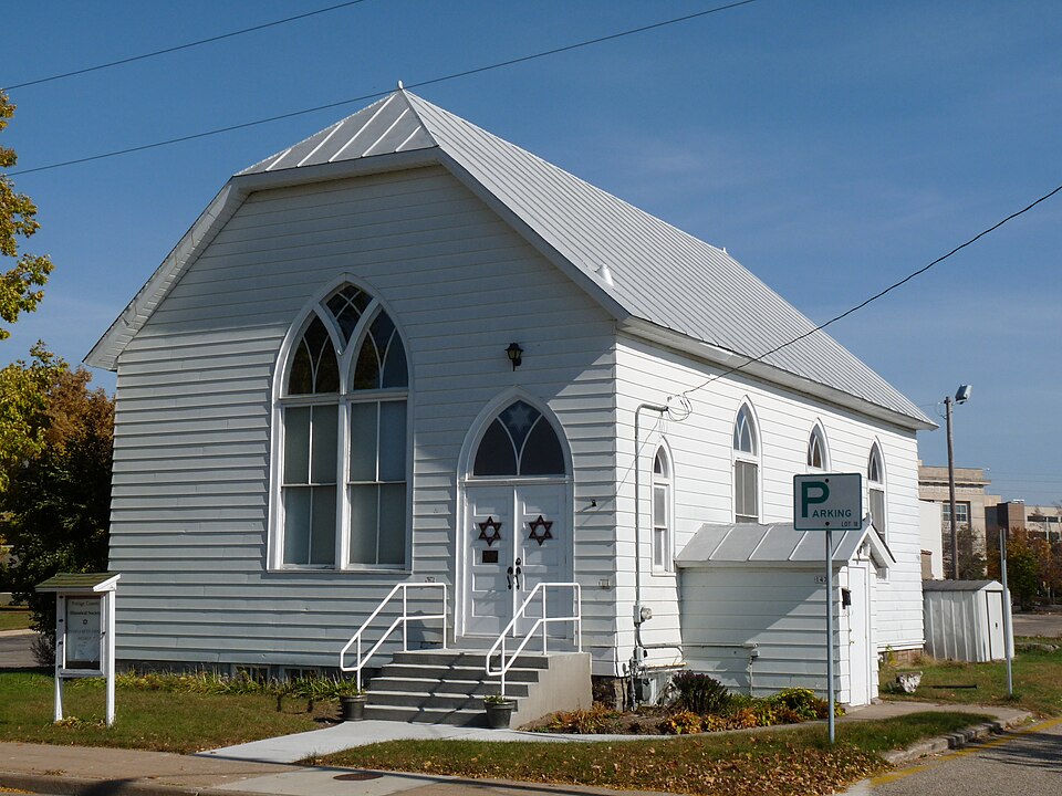 Photograph of Temple Beth Israel