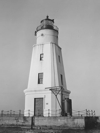 Photograph of Ashland Harbor Breakwater Light