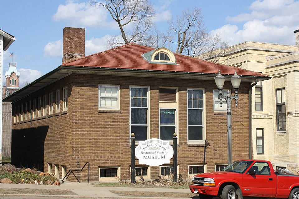 Photograph of Black River Falls Public Library