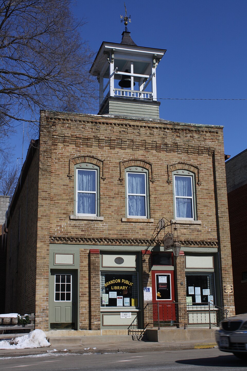 Photograph of Brandon Village Hall and Library