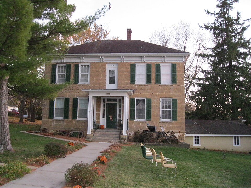 Photograph of Onon B. and Betsy Dahle House