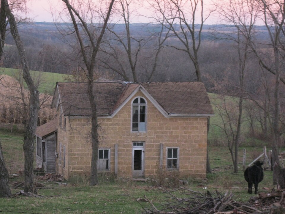 Photograph of Gulbrand and Bertha Jensvold House