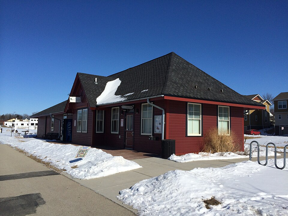 Photograph of West Bend station