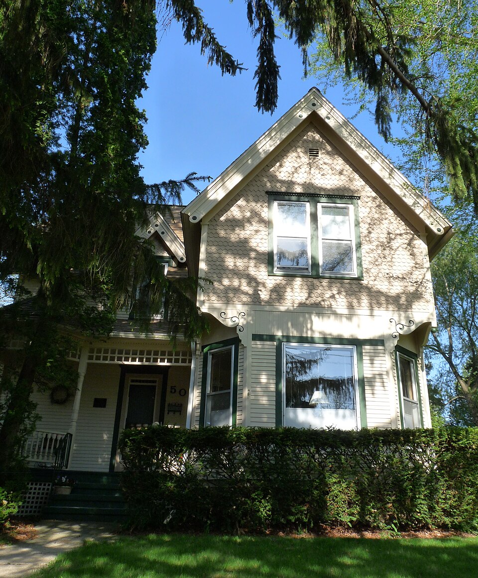 Photograph of Clara F. Bacon House