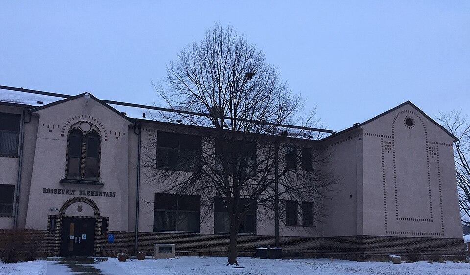Photograph of Roosevelt School