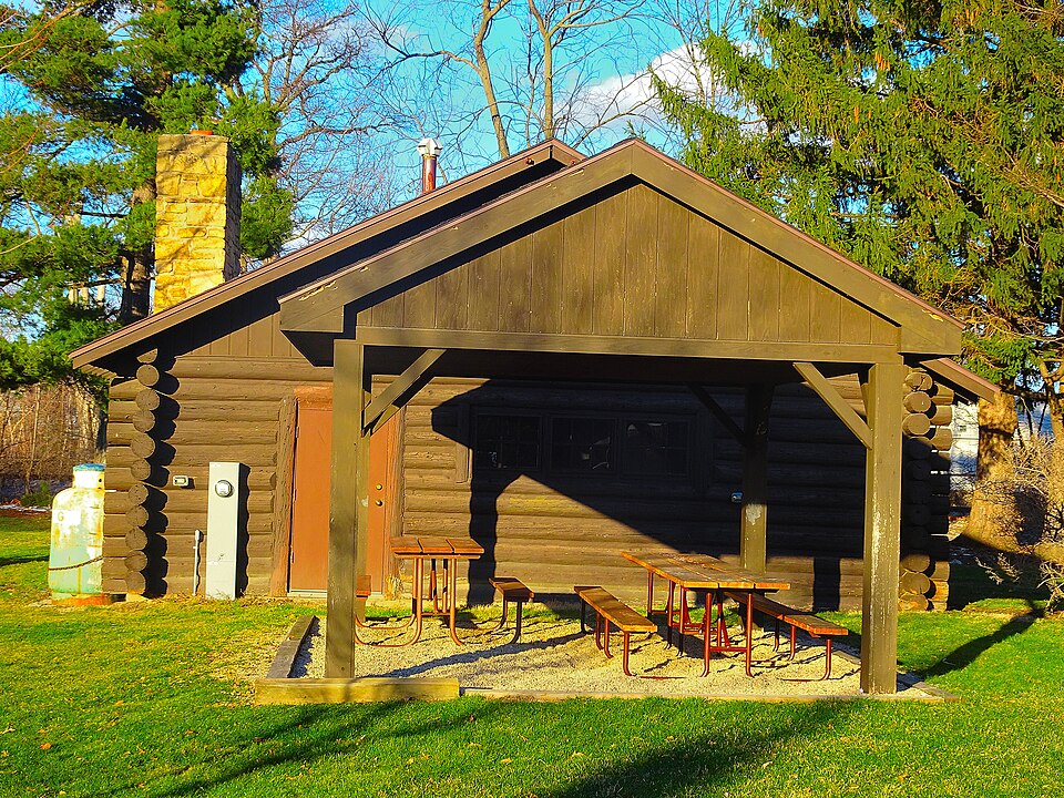 Photograph of Maple Bluff Boy Scout Cabin
